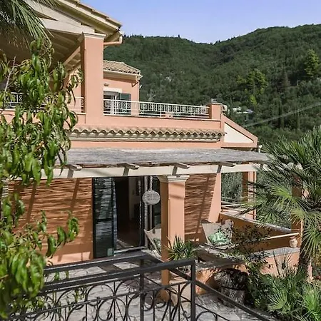 Christina Pool And Sea Views, Nissaki, Kaminaki Katávolos
